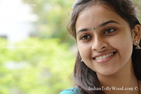 Sri Divya desktop Wallpapers